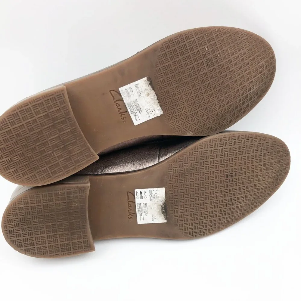 CLARKS Collection Shoes Womens 8.5 Bronze Shimmer Metallic Penny Loafers